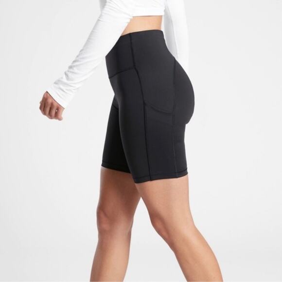 Athleta Ultimate Stash Pocket 7" Biker Shorts Black
Size XS - Picture 3 of 11